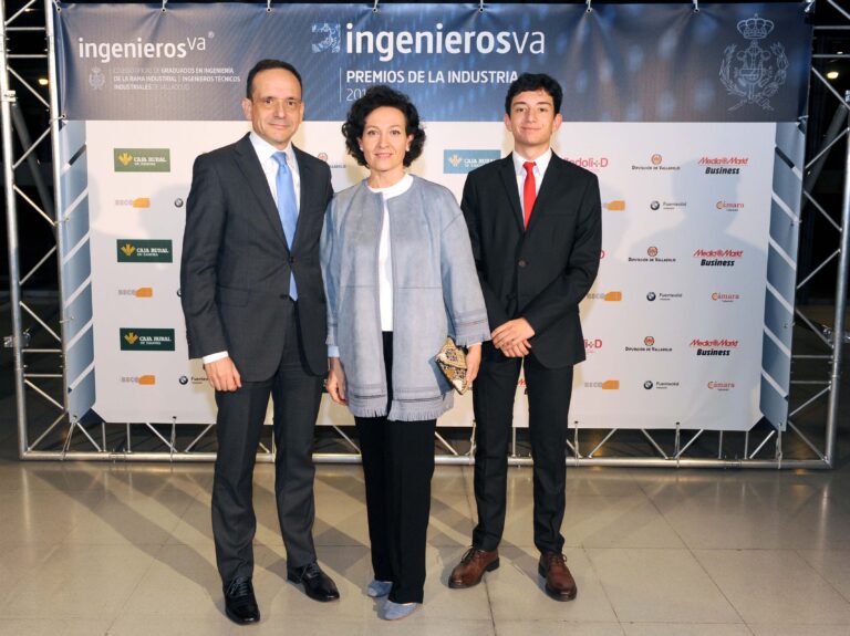 002-Photocall-2019-PREMIOS-INGENIEROS-VA-02