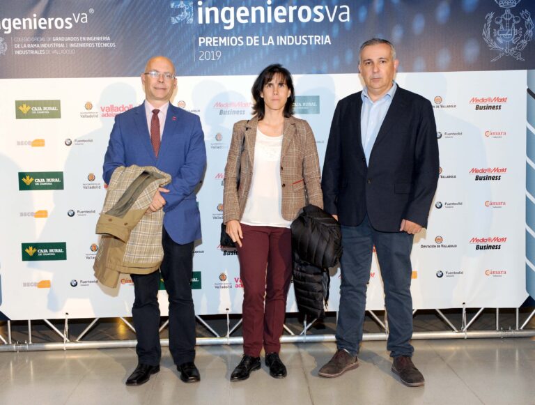 040-Photocall-2019-PREMIOS-INGENIEROS-VA-40