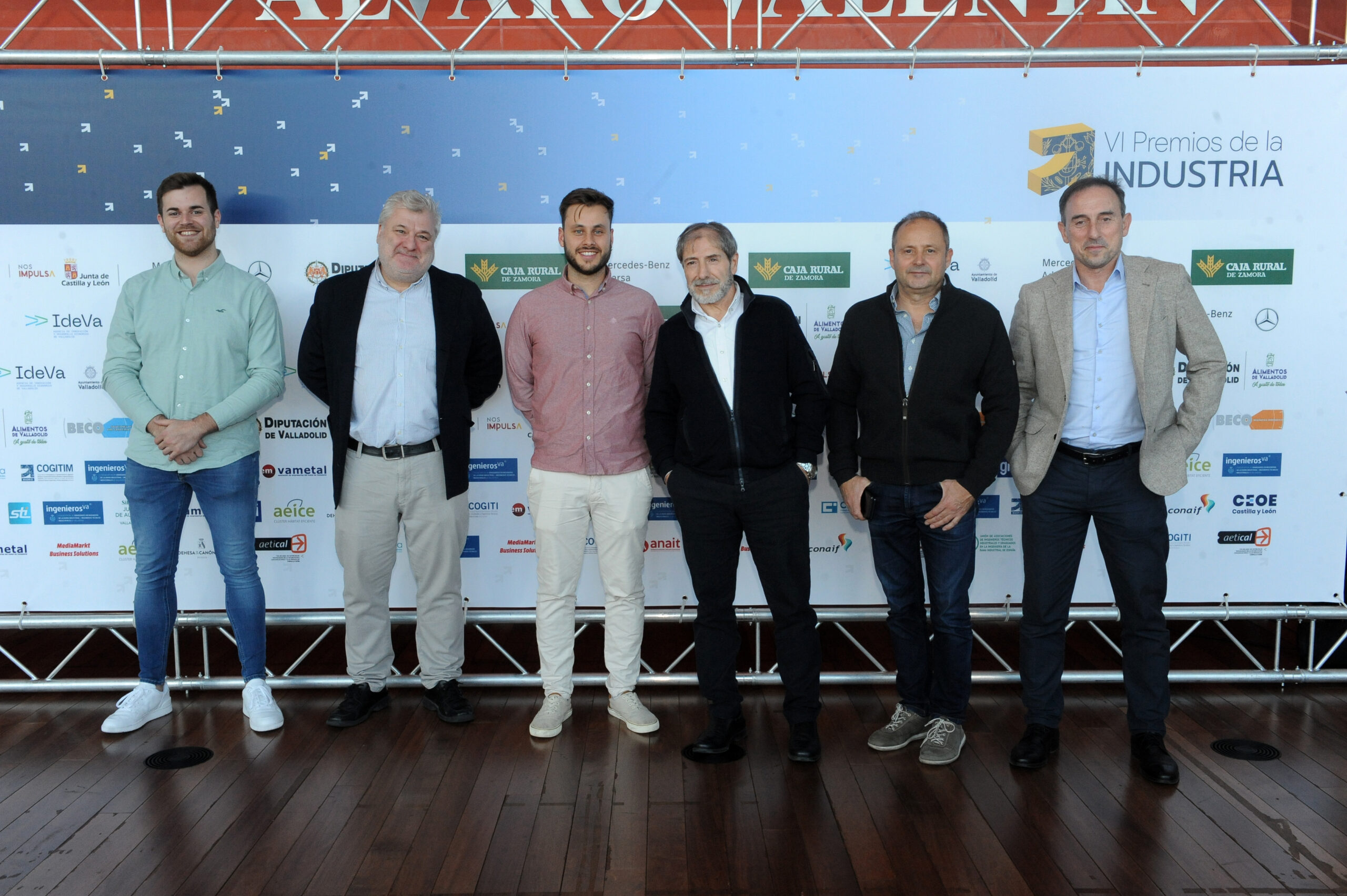 Mikel Cuairán, Juan Ramón Arias, Asier Rodríguez, Ricardo Arrondo, Frank Estévez y Michel Lumbreras, de NTDEnergy