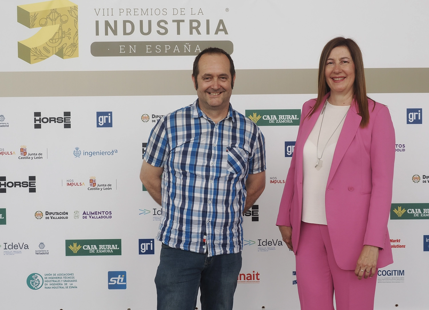 Israel Bustamante y Nuria Mongil, delegada de COITT/AEGITT.