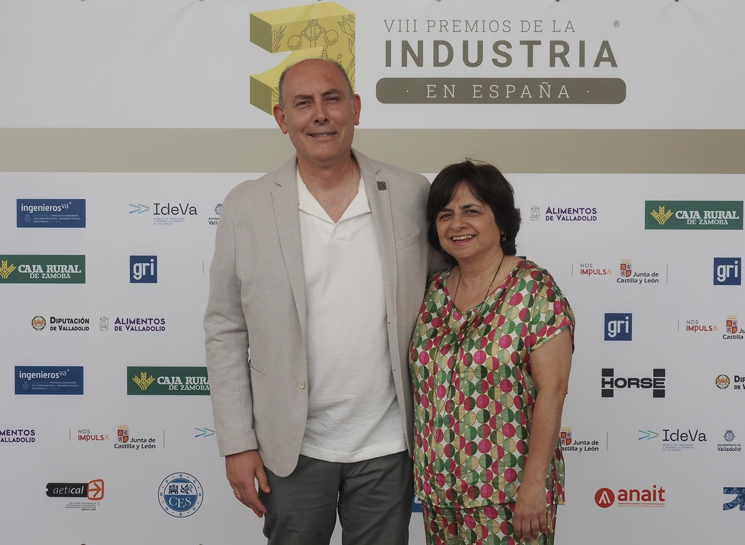 Jesús Ángel Encinas Rodríguez, de ingenierosVA, y Ana Sanz.